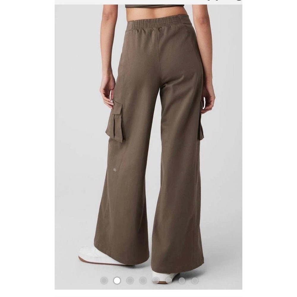 Alo Yoga High-Waist It Girl Cargo Pants Espresso Brown Wide Leg Size M